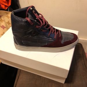 Pair of good condition Balenciaga